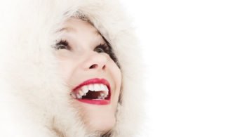 8 Kolay Uygulanabilen Yol İle Evde Diş Beyazlatma Yöntemleri